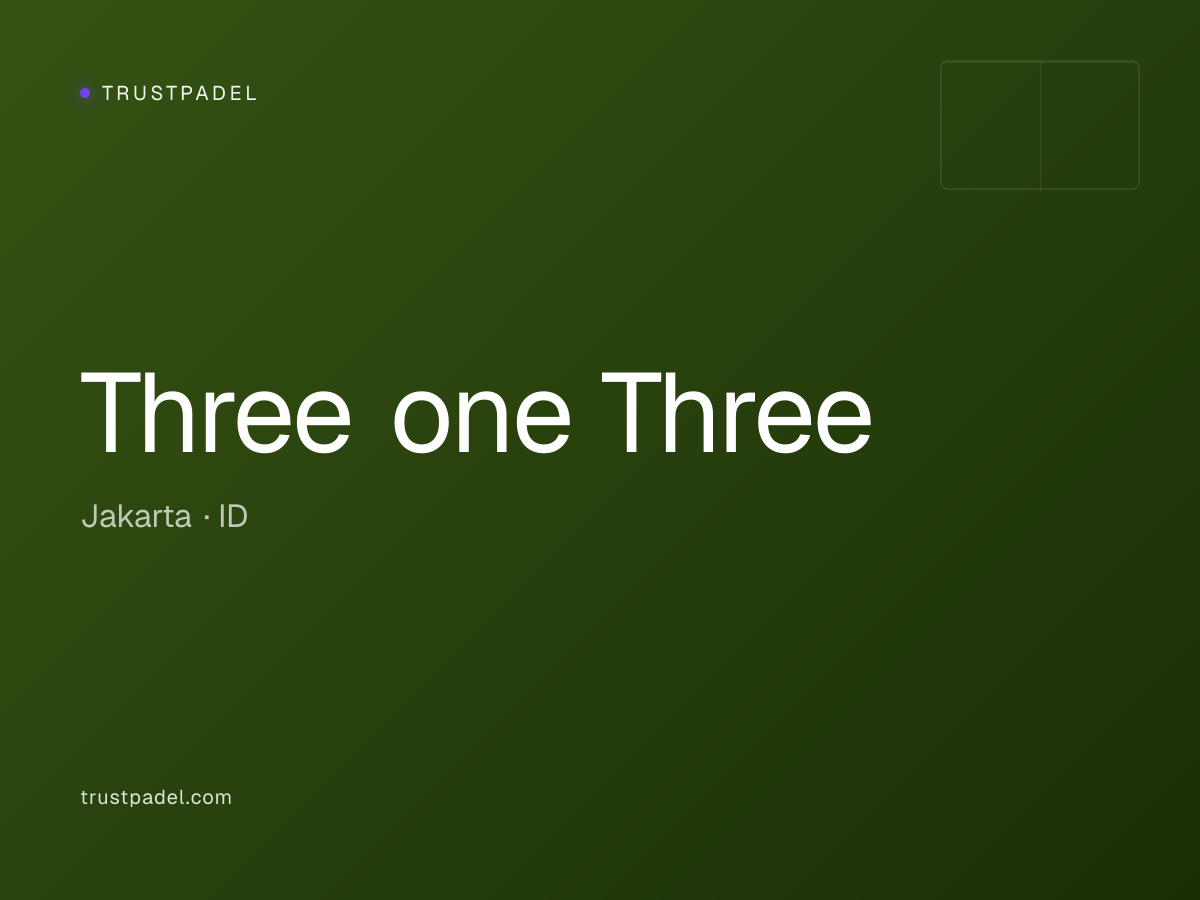 Three one Three padel club